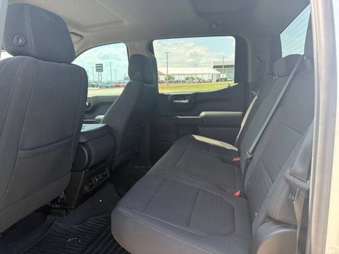 Used 2022 Chevrolet Silverado 1500 LT RWD image 12