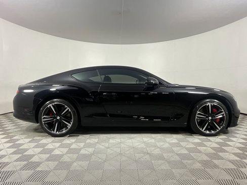 Used 2022 Bentley Continental GT image 5