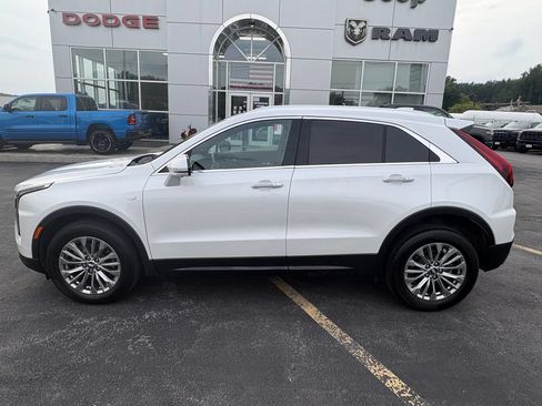 Used 2024 Cadillac XT4 Premium Luxury w/ Active Safety Package AWD/4WD image 4