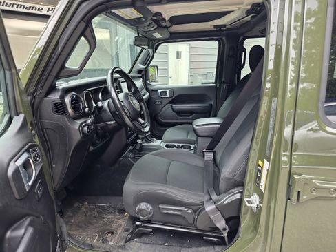 Used 2022 Jeep Wrangler Unlimited Sport AWD/4WD image 20