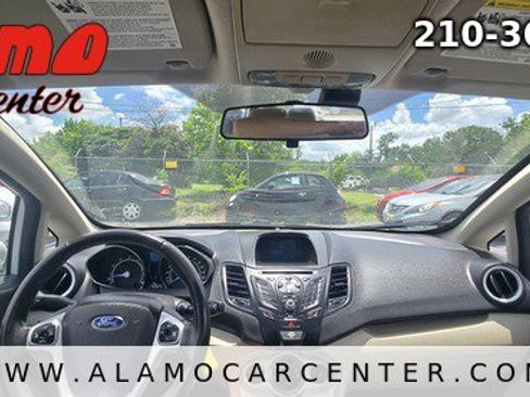 Used 2016 Ford Fiesta SE FWD image 36