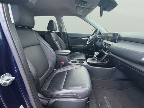 Certified 2025 Kia Seltos EX AWD/4WD image 17