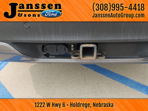Used 2023 Ford Explorer XLT w/ Equipment Group 202A AWD/4WD image 11