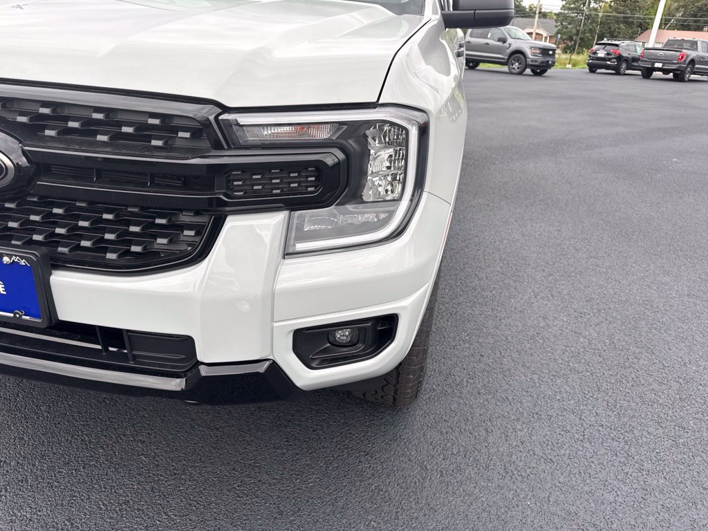 New 2026 Ford Ranger XLT w/ Equipment Group 301A High AWD/4WD image 11