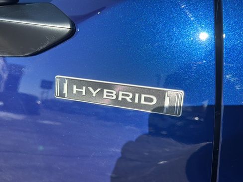 Used 2025 Subaru Forester Sport w/ Popular Package image 47