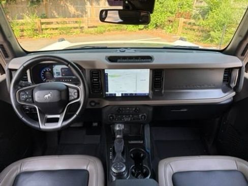 Used 2024 Ford Bronco Wildtrak AWD/4WD image 15