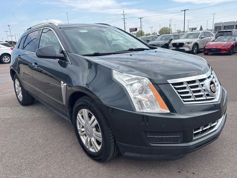 Used 2015 Cadillac SRX Luxury AWD/4WD image 3