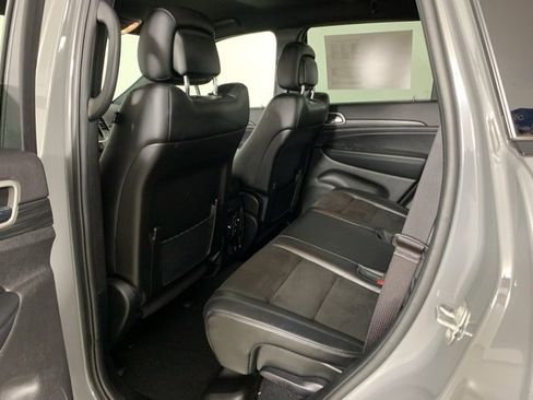 Used 2021 Jeep Grand Cherokee Laredo X image 30