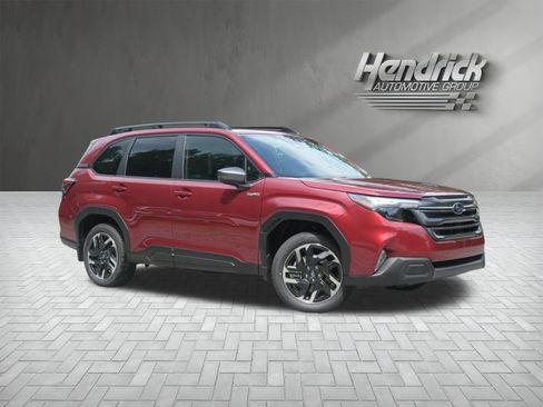 New 2026 Subaru Forester Premium AWD/4WD image 2