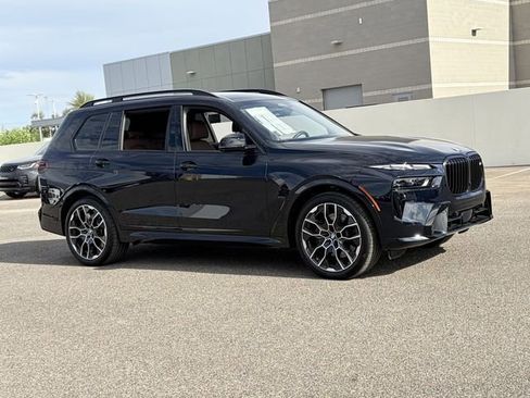 New 2026 BMW X7 M60i w/ Executive Package AWD/4WD image 4