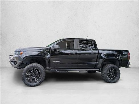 Used 2018 Chevrolet Colorado W/T w/ WT Convenience Package AWD/4WD image 9