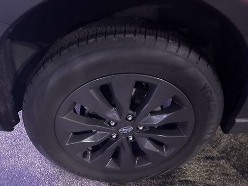 Certified 2023 Subaru Outback Onyx Edition image 5