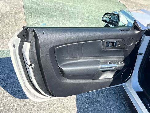 Certified 2017 Ford Mustang Premium image 14