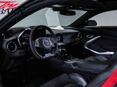 Used 2018 Chevrolet Camaro ZL1 RWD image 46