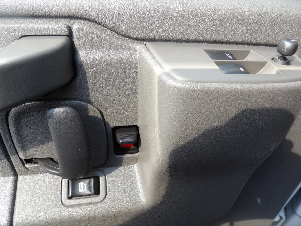Used 2022 GMC Savana 2500 RWD image 15