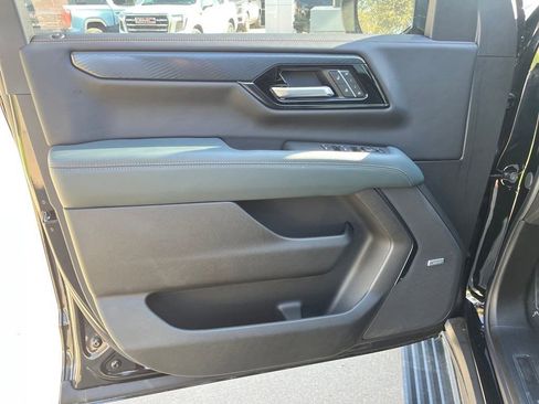 New 2026 GMC Yukon XL AT4 w/ AT4 Premium Plus Package image 12