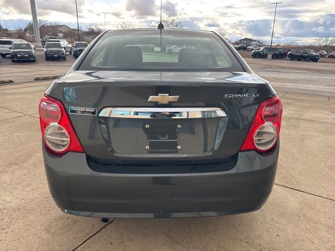 Used 2016 Chevrolet Sonic LT image 3