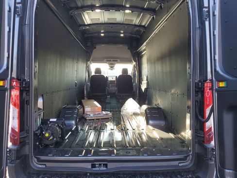 New 2026 Ford Transit 350 148 High Roof Extended DRW w/ Upfitter Package image 28