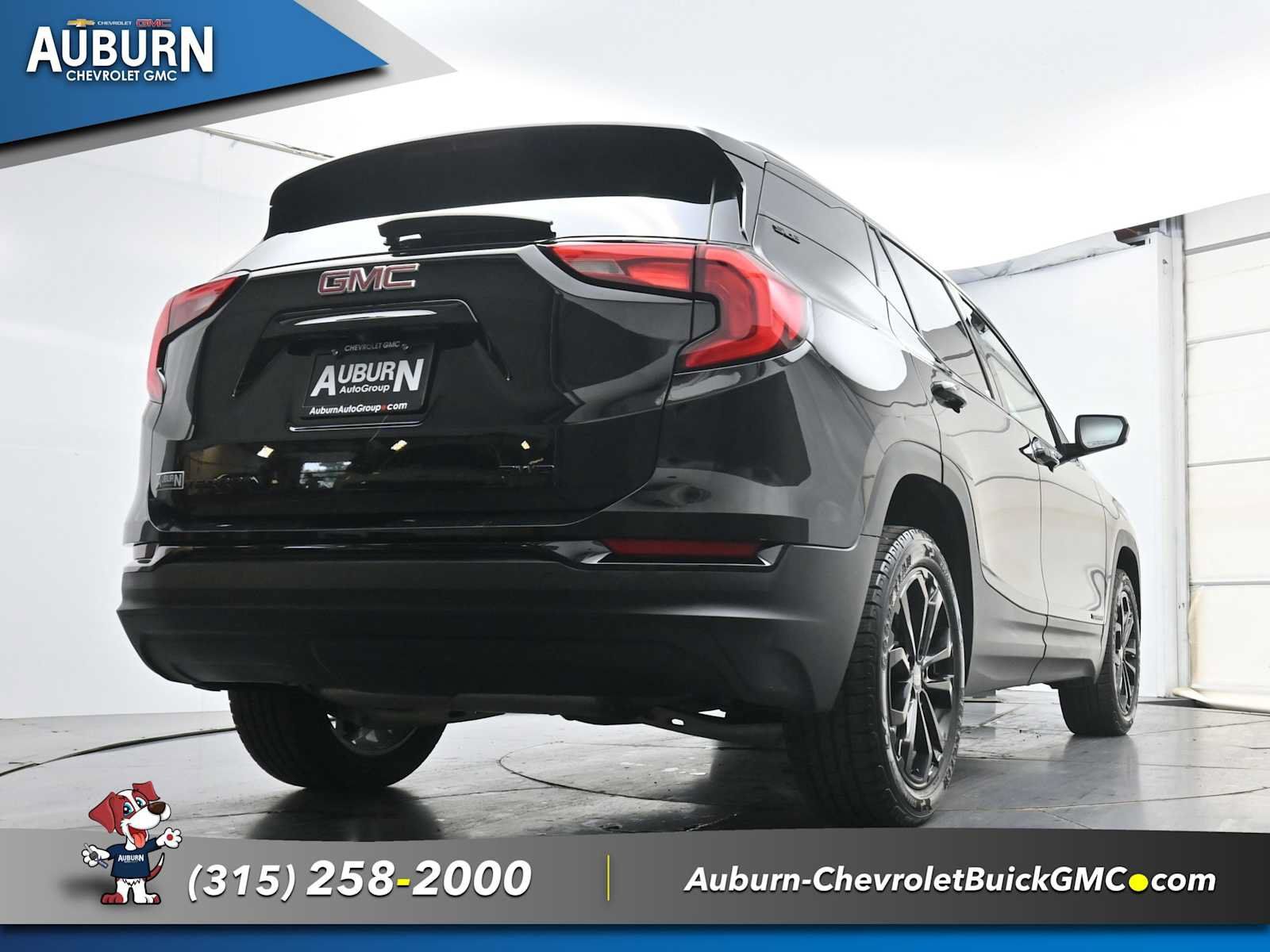 Used 2021 GMC Terrain SLE w/ Driver Convenience Package AWD/4WD image 26