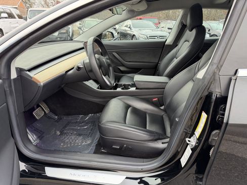Used 2019 Tesla Model 3 Long Range image 11