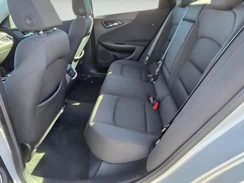 Used 2021 Chevrolet Malibu LT image 14