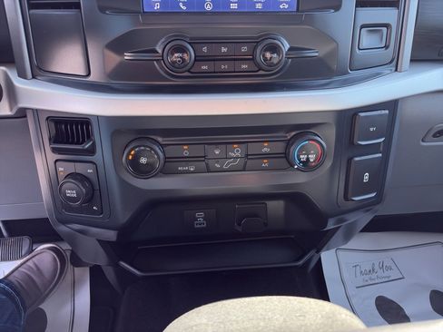 Used 2022 Ford F150 XLT image 15