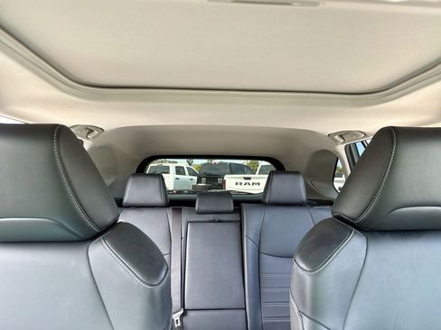 Used 2023 Toyota RAV4 XLE Premium AWD/4WD image 30