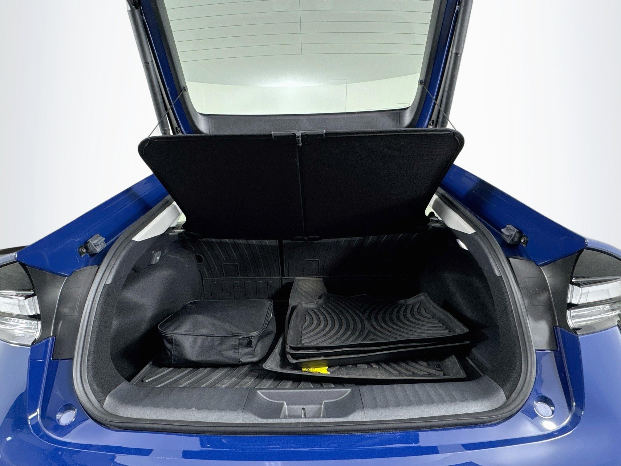 Certified 2026 Toyota Prius Plug-In Hybrid w/ Limited Premium Package FWD image 27