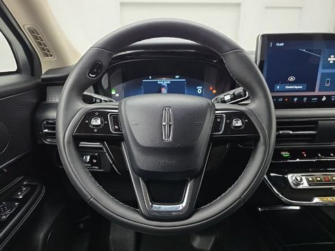 Used 2023 Lincoln Corsair AWD w/ Equipment Group 101A image 24
