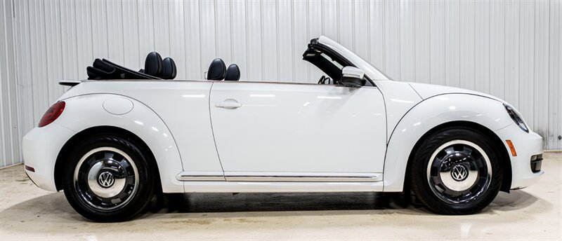 Used 2016 Volkswagen Beetle 1.8T Denim FWD image 15