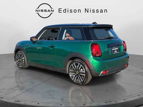 Used 2023 MINI Cooper SE image 6