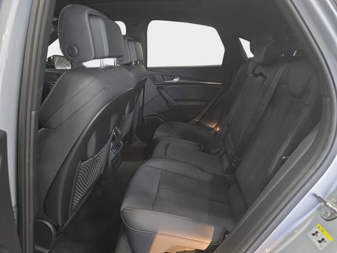 Used 2023 Audi SQ5 Prestige w/ Prestige Package AWD/4WD image 12