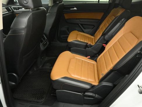 Used 2018 Volkswagen Atlas SEL Premium image 21