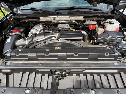 Used 2020 Chevrolet Silverado 3500 High Country w/ Z71 Off-Road Package AWD/4WD image 27
