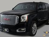 Used 2017 GMC Yukon XL SLE w/ SLE Value Package image 3