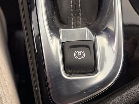 Used 2023 Buick Encore GX Select w/ Safety Package II AWD/4WD image 28