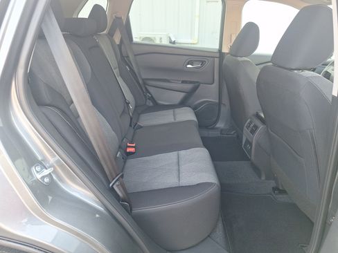 Certified 2026 Nissan Rogue SV FWD image 22