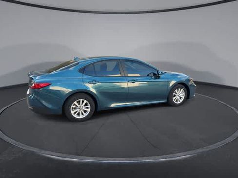 Used 2026 Toyota Camry LE w/ Convenience Package FWD image 8