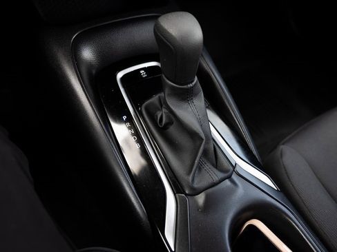 Used 2024 Toyota Corolla LE image 23