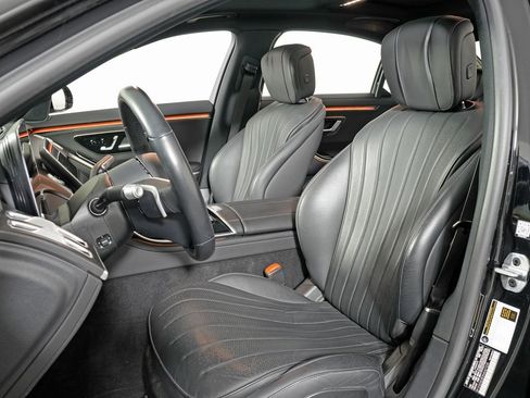 Certified 2022 Mercedes-Benz S 500 4MATIC image 11