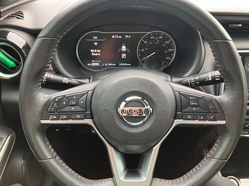 Used 2020 Nissan Kicks SR w/ SR Premium Package FWD image 18