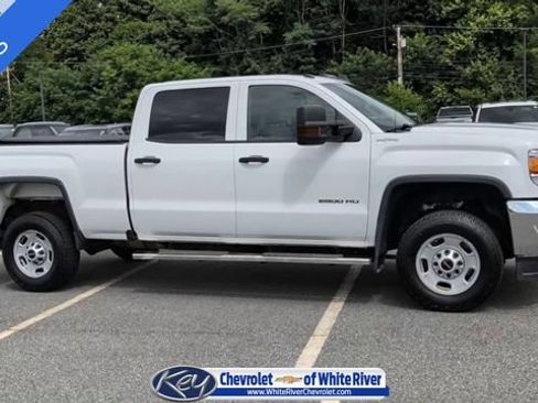Used 2019 GMC Sierra 2500 4x4 Crew Cab image 2