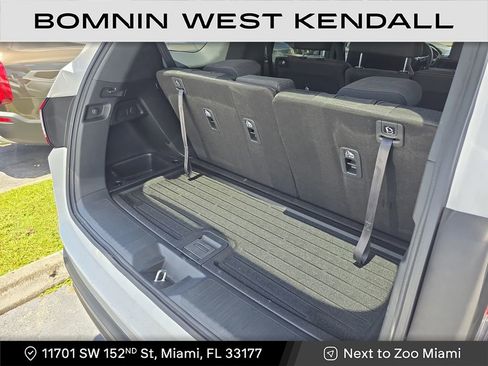 Used 2023 Honda Pilot Sport image 7