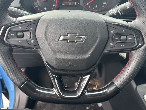 Used 2024 Chevrolet Trax RS w/ Driver Confidence Package image 14