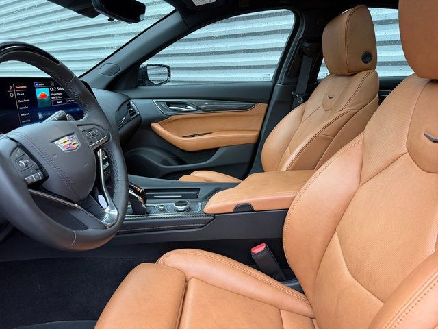 Used 2025 Cadillac CT5 Premium Luxury w/ Platinum Package AWD/4WD image 16