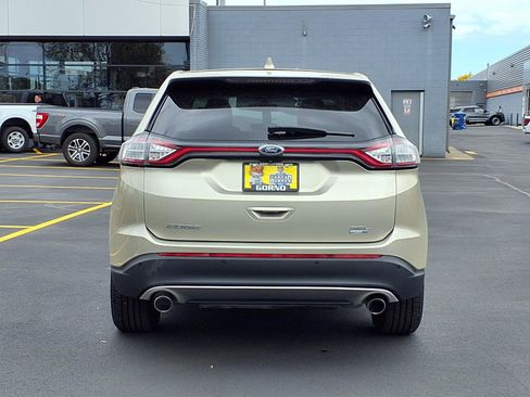 Used 2018 Ford Edge SEL w/ Equipment Group 201A AWD/4WD image 26
