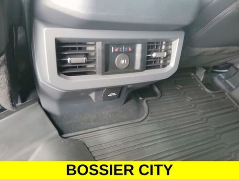 Used 2026 Ford F250 Lariat w/ Chrome Package AWD/4WD image 21