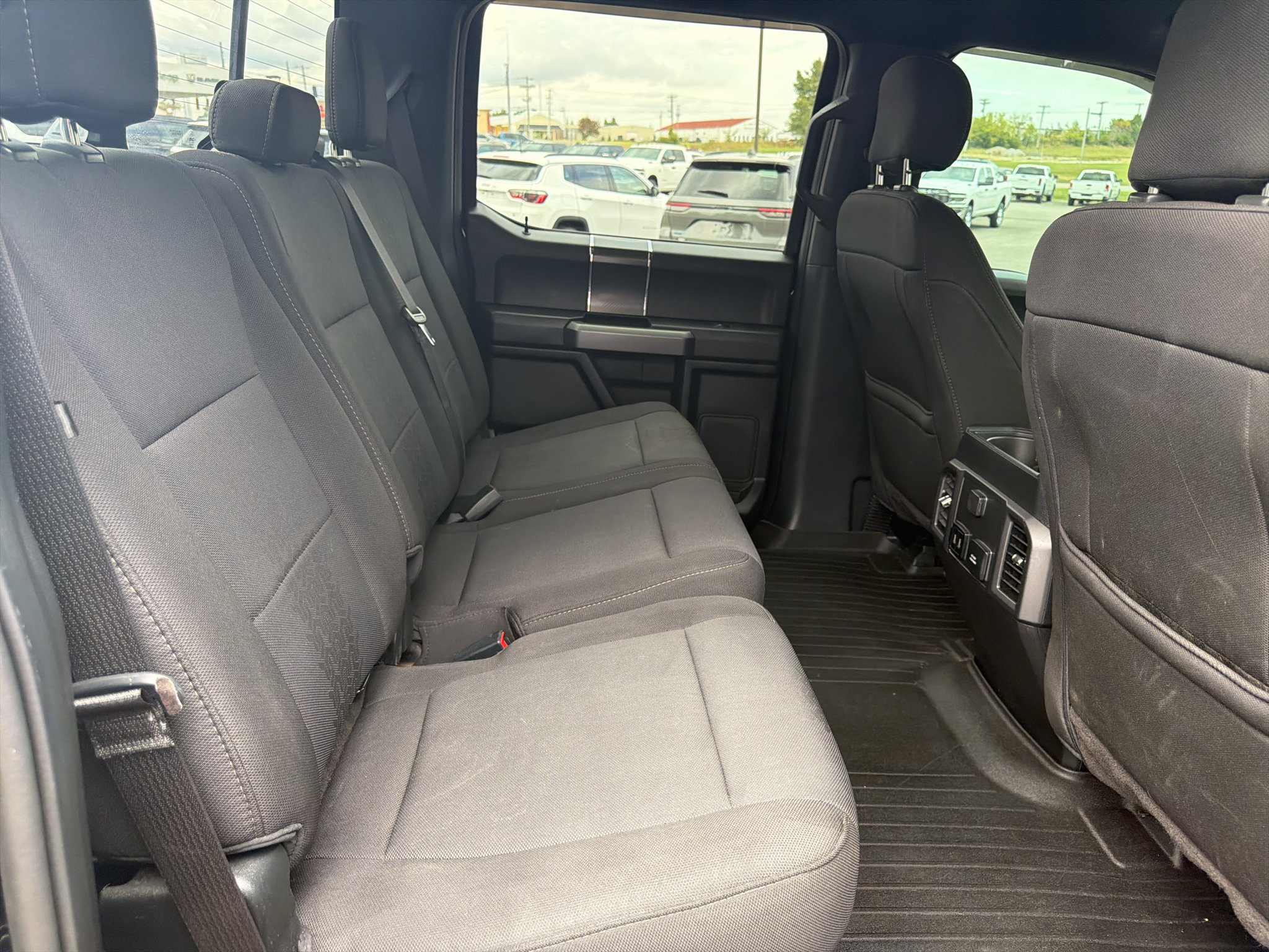 Used 2018 Ford F150 XLT w/ Equipment Group 302A Luxury AWD/4WD image 22