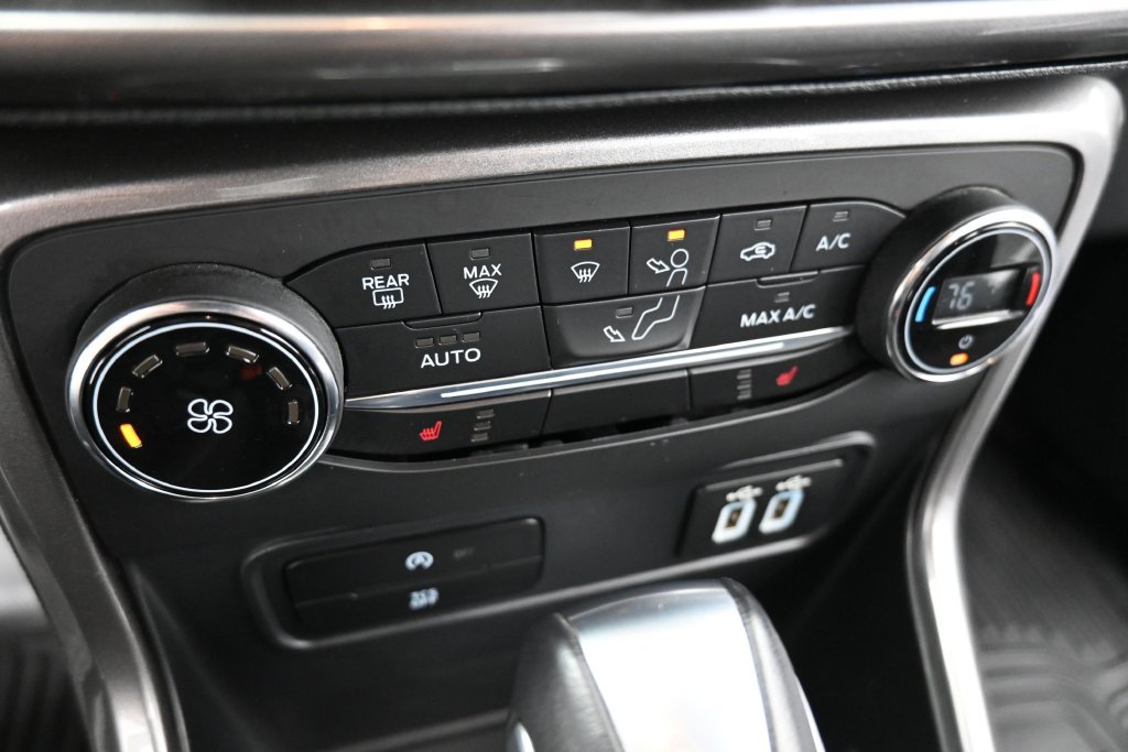 Used 2019 Ford EcoSport SE FWD image 17