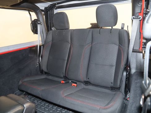 Used 2018 Jeep Wrangler Rubicon image 48